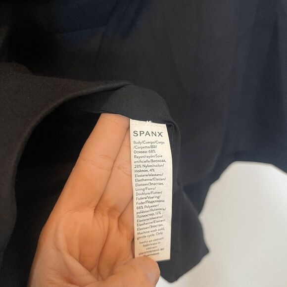SPANX Black Women's Vest - Picture 9 of 9